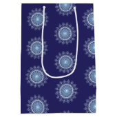 Blue Elegant Snowflake Mandala Cadeau Sac (Dos)