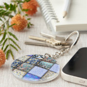 Blue Faux Patchwork Quilting Pattern Sleutelhanger (Voorkant Rechts)