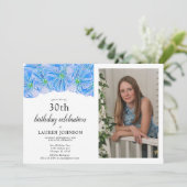 Blue Floral Adulte Anniversaire Photo Invitation (Debout devant)