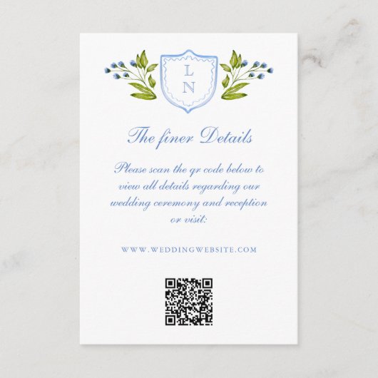 Blue Floral Crest Wedding Details QR Code Informatiekaartje (Voorkant)