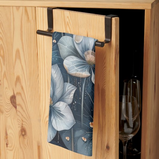 Blue Floral                                        Theedoek (Derde Gevouwen)