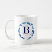 Blue Floral Wreath 'B' Koffiemok (Links)