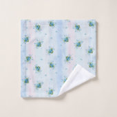 Blue forget-me-not's on a soft rose-blue (Gant de toilette)