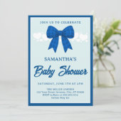 Blue Gingham Bow Boy Baby Shower Invitation (Debout devant)