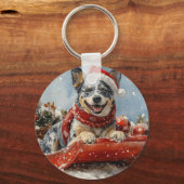 Blue Heeler Hond in Sledge Laat het Sneeuw Kerstmi Sleutelhanger (Voorkant)