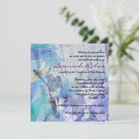 BLUE HYDRANGEA & DRAGONFLY Bat mitzvah Invitation (Debout devant)