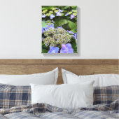 Blue Hydrangea Flowers Canvas Afdruk (Insitu (Slaapkamer))