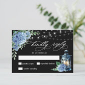 Blue Hydrangea Lantern Black Boho Wedding RSVP Kaartje (Staand voorkant)