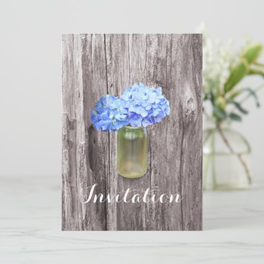 Blue Hydrangea Mason Jar Invitations de douche nup (Debout devant)