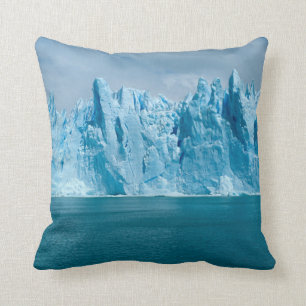 Blue Lake, Ice en Sky Kussen