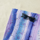 Blue Lavender White Waterverf Streaks-Monogrammed Strandlaken (In situ)