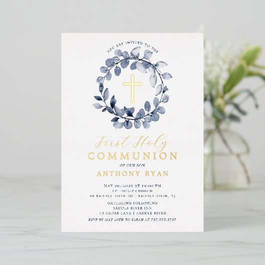 Blue Leaf Boys First Communion Foil Invitation (Debout devant)