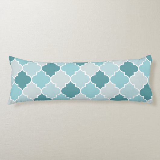 Blue Moroccan Trellis, Latticework, Quatrefoil Lichaamskussen (Voorkant)