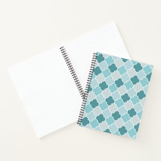 Blue Moroccan Trellis, Latticework, Quatrefoil Notitieboek (Binnen)
