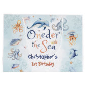 Blue Oneder the sea boys 1st birthday Groot Cadeauzakje (Achterkant)