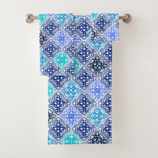 Blue Painted Moroccan Tegel Pattern Bad Handdoek (Insitu)