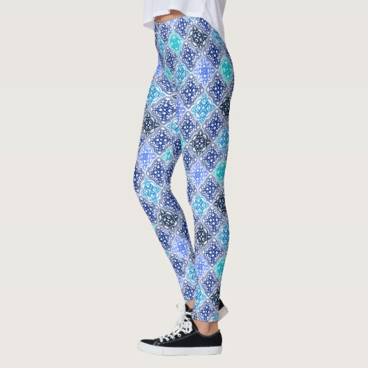 Blue Painted Moroccan Tegel Pattern Leggings (Links)