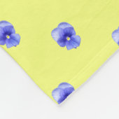 Blue Pansy on Yellow - Fleece Blanket (Hoek)