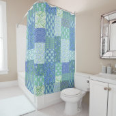 Blue Periwinkle Floral Boho Faux Patchwork Patroon Douchegordijn (In situ)