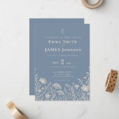 Blue Periwinkle Wildflower Wedding Invitation (Devant/Arrière en situation)