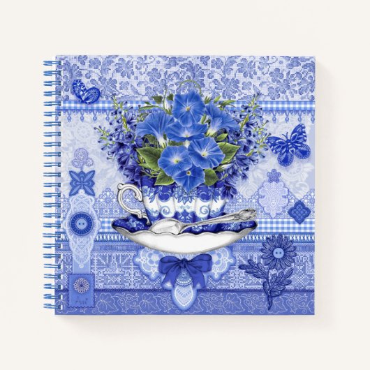 Blue Porcelain Cup en Flowers Notitieboek (Voorkant)