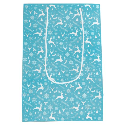 Blue Reindeer Pattern Merry Kerstsnowflakes Medium Cadeauzakje (Achterkant)