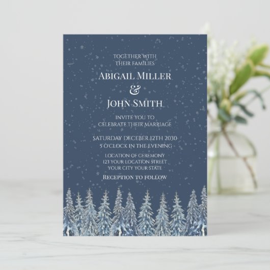Blue Rustic Winter Forest Wedding Invitations (Debout devant)