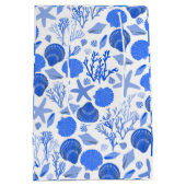Blue Seashells and Coral Pattern Medium Cadeauzakje (Achterkant)