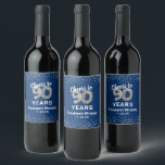 Blue Silver 90th Birthday Vin Étiquette<br><div class="desc">Étiquettes de bouteille de vin de 90e anniversaire personnalisés avec un arrière - plan bleu élégant qui peut être changé à n'importe quelle couleur,  parties scintillant argent,  quatre-vingt-dix ballons d'hélium argent,  et un modèle de texte moderne qui est facile à personnaliser.</div>