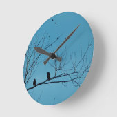 Blue Sky Crows Ronde Klok (Hoek)