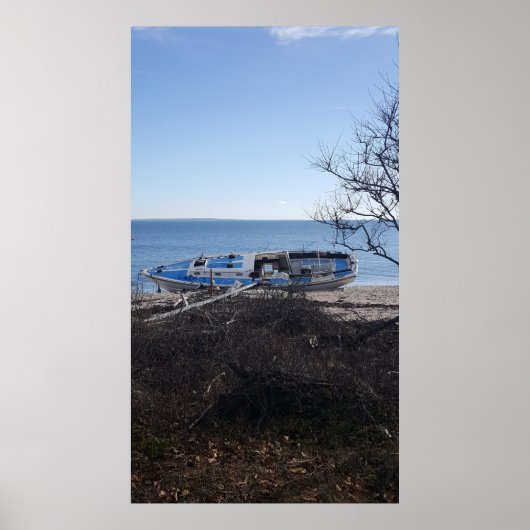 Blue Sky Shipwrecked Poster (Voorkant)