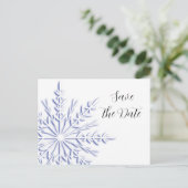 Blue Snowflake Winter Wedding Save the Date Aankondigingskaart (Staand voorkant)
