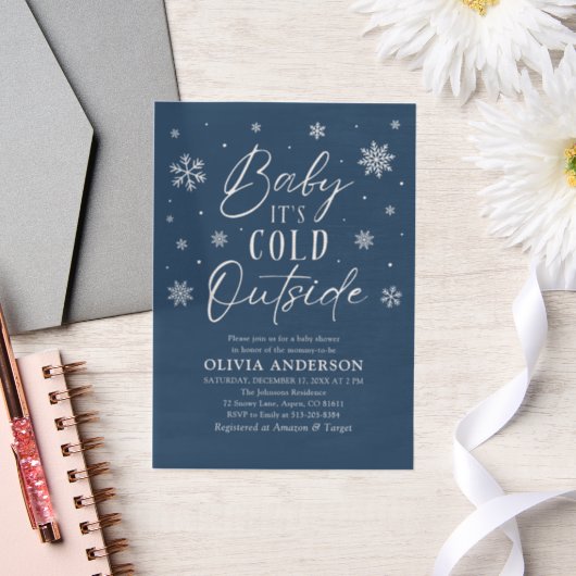 Blue Snowflakes Baby Het is koud buiten Baby showe Vellum Uitnodigingen (Huwelijk)