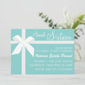 Blue Sweet 16 Invitation (Debout devant)