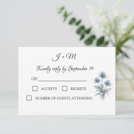 Blue Thistle Scottish Simple Wedding RSVP (Debout devant)
