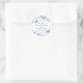 Blue Toile De Jouy  Bloemen Huwelijk Ronde Sticker (Tas)