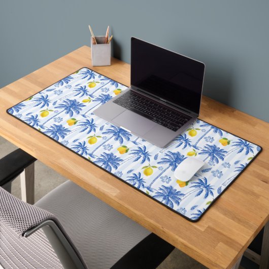 Blue Toile Palm Trees Lemons Pattern (Bureau 2)