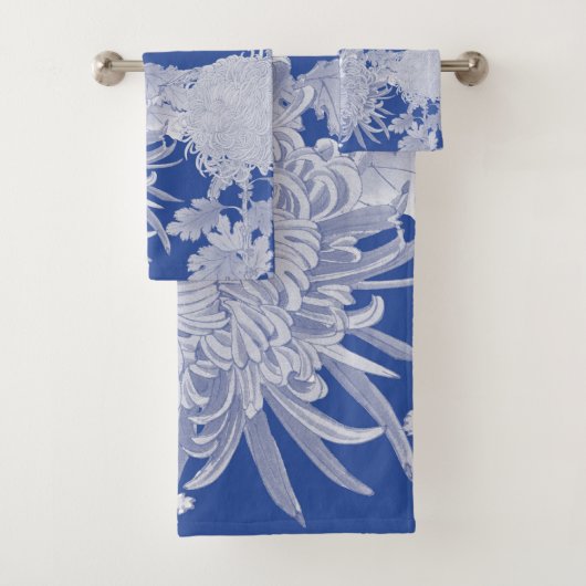 Blue White  Chinoiserie Floral Pattern Bad Handdoek (Insitu)
