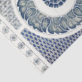 Blue White Floral Chinese Round Tissuepapier (Detail)