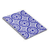 Blue White gothic Tile Pattern Notitieboek (Rechterzijde)