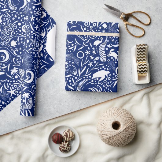 Blue White Ocean Pattern | Dolphin Wave Shell Crab Cadeaupapier (Crafts)