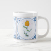Blue White Tulip Faux Tile Coffee Mok (Rechts)