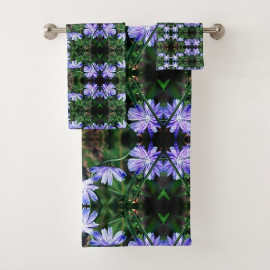 Blue Wild Chicory Flowers Pattern Bad Handdoek (Insitu)