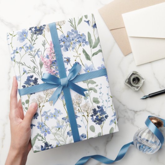 Blue Wildflower Watercolor Cadeaupapier (Geschenken)