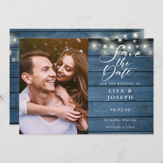 Blue Wood String Lights Script Photo Weddenschap Save The Date (Voorkant / Achterkant)
