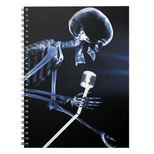 Blue X-Ray Vision Skeleton zingt op Mic Notitieboek (Voorkant)