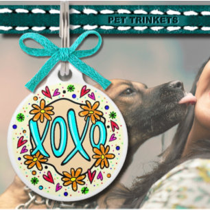 Blue XOXO Knuffels en Kusjes Red Hearts Dog Cat Huisdierpenning