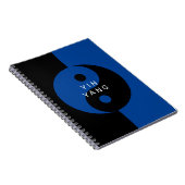 Blue Yin en Yang symbool gepersonaliseerd notitieb Notitieboek (Rechterzijde)