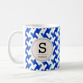 Blue Zee Heart Pattern met modern Monogram Koffiemok