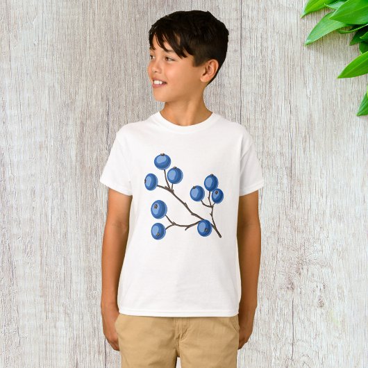 Blueberries Fraîches Sur Un T-Shirt À Branche